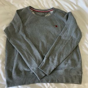 Tommy Hilfiger grey crew neck